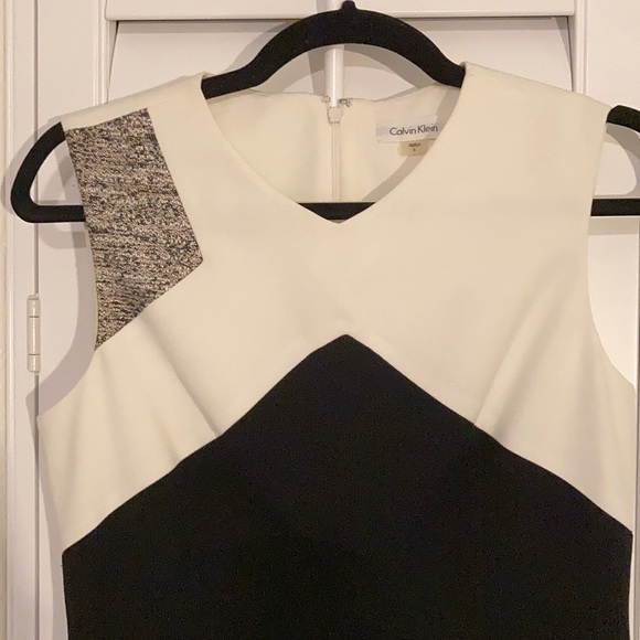 Calvin Klein Sleeveless Shift Dress - Picture 2 of 3